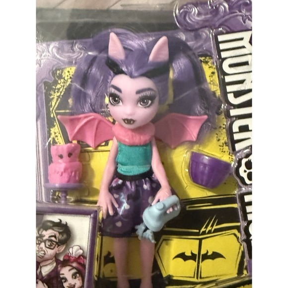 Mattel Monster High Doll Monster Family Of Draculaura Fangelica - Picture 5 of 7